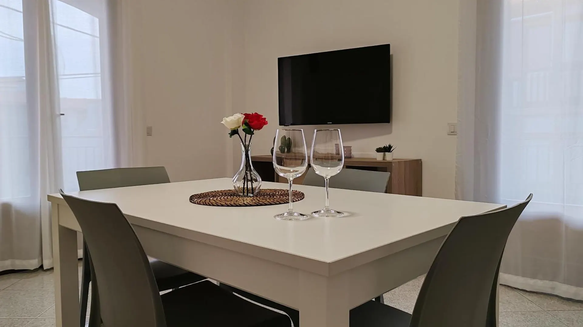 Disiu Apartment Stazzo Italy