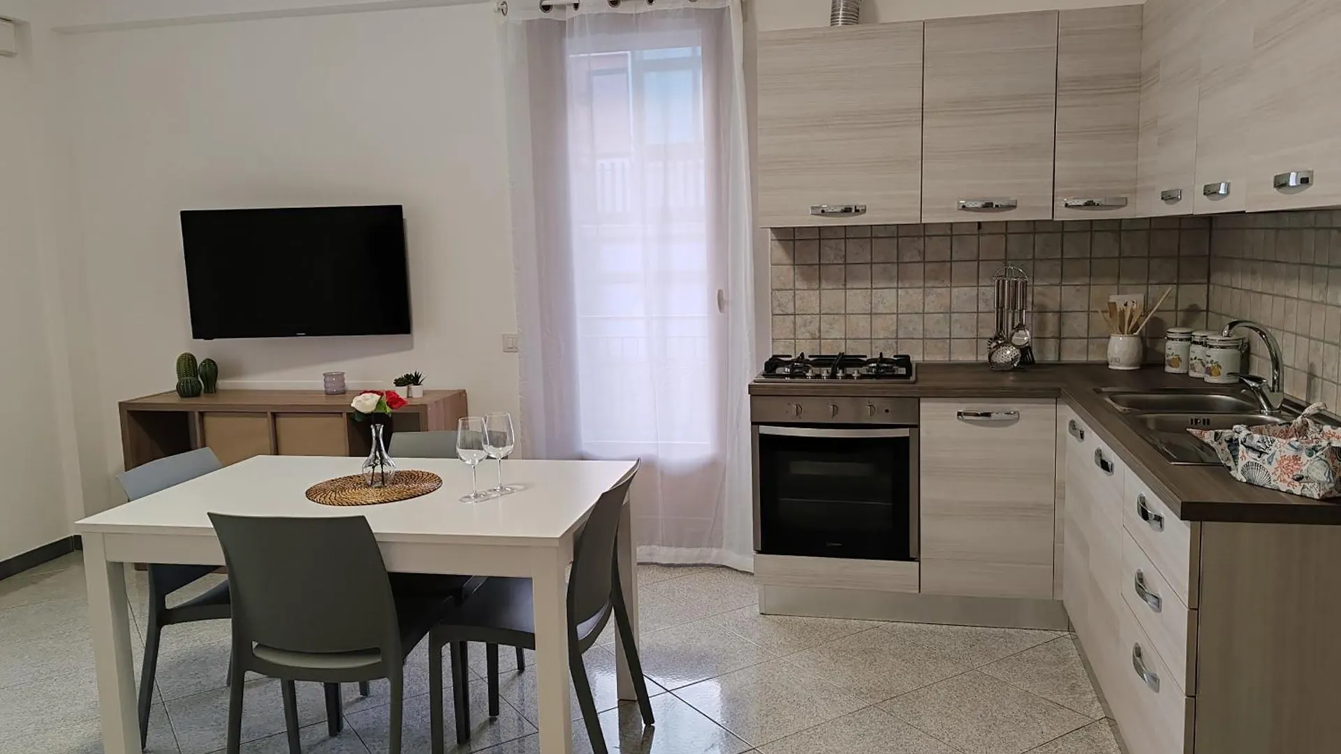 Disiu Apartment Stazzo
